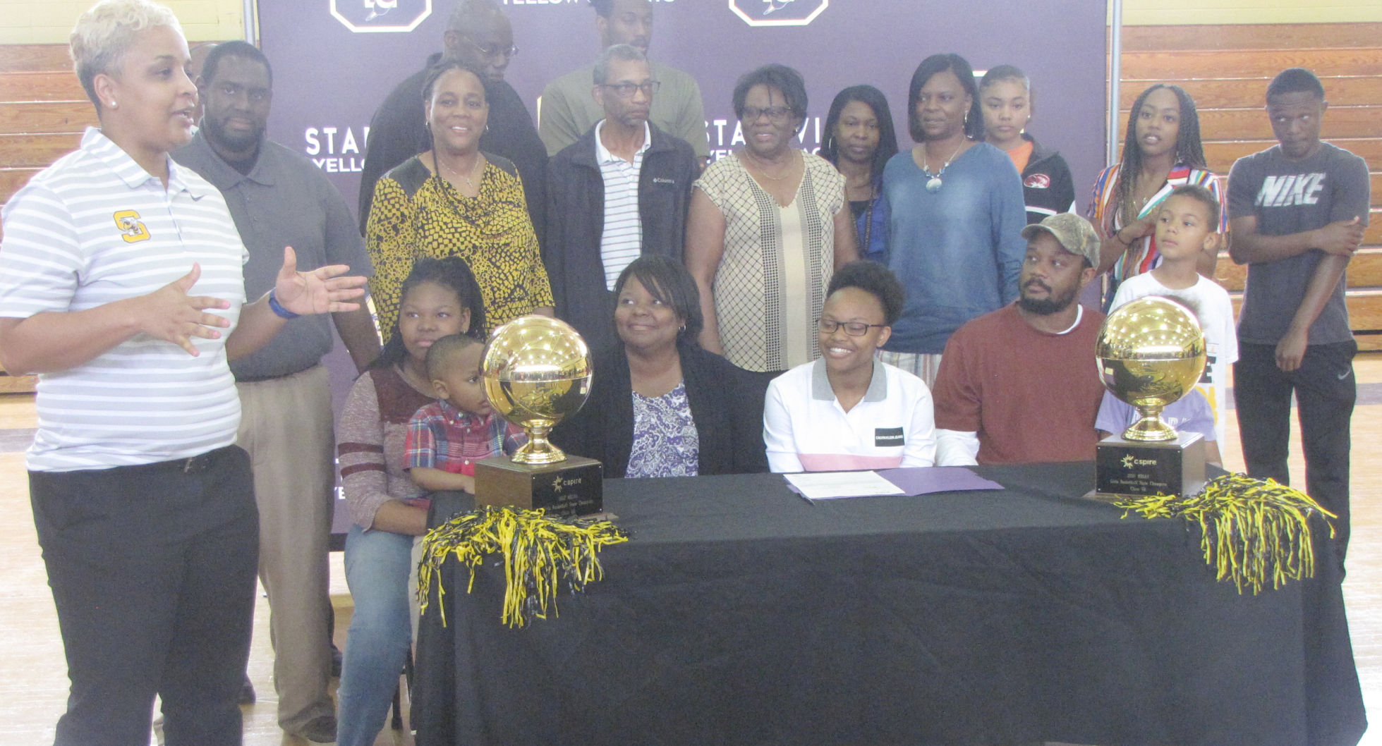 Jalisa Outlaw signs with Central Arkansas